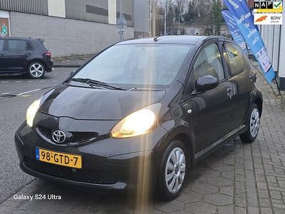 Occasion Toyota Aygo 68 PK (50 kW) 2008 Zwart Hatchback