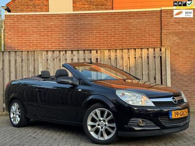tweedehands Opel Astra Cabriolet TwinTop 1.8 Temptation Airco|Navi|Keyless|Leder