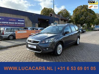 Grijs Occasion 2009 Ford Focus Titanium Stationwagen | € 1.695 (Eerlijke prijs)