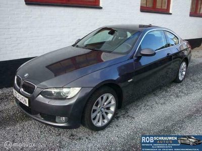 Grijs Gebruikt 2008 BMW 330 Executive Coupé | € 11.850