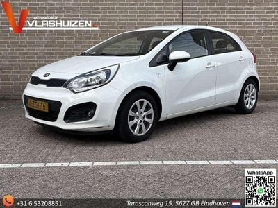 Wit Occasion 2015 Kia Rio Hatchback | € 2.950 (Goede deal)