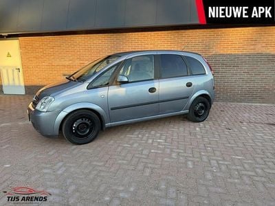 Grijs Gebruikt 2004 Opel Meriva Cosmo MPV | € 1.249 (Goede deal)