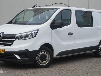 Wit Occasion 2022 Renault Trafic Komfort MPV | € 20.500 (Eerlijke prijs)