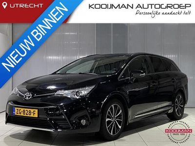 tweedehands Toyota Avensis Touring Sports 1.8 VVT-i SkyView Edition