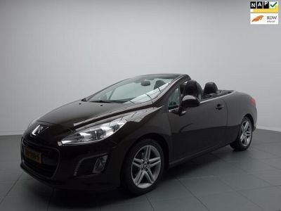 tweedehands Peugeot 308 CC 1.6 e-HDi Active 112 Pk Airco Leer Navi Pdc 132 dkm Nap