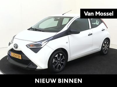 Wit Occasion 2021 Toyota Aygo Hatchback | € 10.940 (Eerlijke prijs)