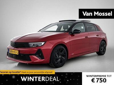 Rood Gebruikt 2024 Opel Astra GS Line Hatchback | € 30.490 (Eerlijke prijs)