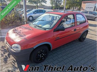 Rood Occasion 1994 Opel Corsa Swing Hatchback | € 950