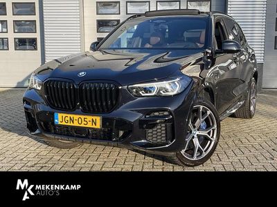 Zwart Occasion 2022 BMW X5 Executive SUV | € 59.950 (Super prijs)
