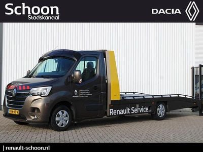 Bruin metallic Occasion 2020 Renault Master Van | € 35.500