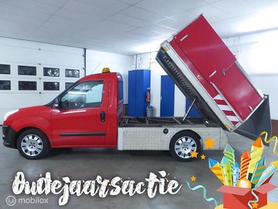 Rood Gebruikt 2015 Fiat Doblò MPV | € 5.450 (Eerlijke prijs)