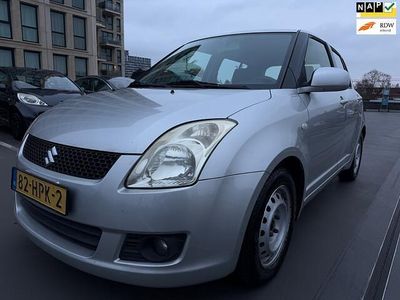 Grijs Occasion 2009 Suzuki Swift Hatchback | € 2.750 (Eerlijke prijs)