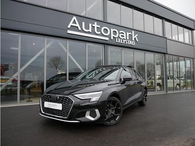 Zwart Occasion 2022 Audi A3 Sportback Advanced Hatchback | € 26.999 (Eerlijke prijs)