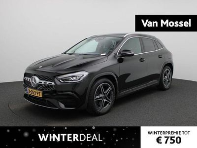 Zwart Occasion 2020 Mercedes GLA250 AMG line SUV | € 32.900 (Eerlijke prijs)