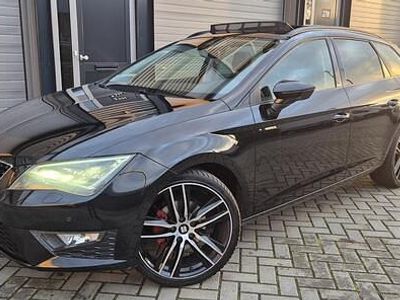 Zwart Occasion 2016 Seat Leon ST FR Stationwagen | € 12.750 (Iets duurder)