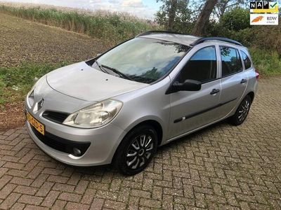 Grijs Gebruikt 2008 Renault Clio GrandTour Stationwagen | € 1.899 (Eerlijke prijs)