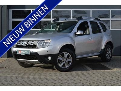 Grijs Gebruikt 2017 Dacia Duster Lauréate SUV | € 11.300 (Eerlijke prijs)