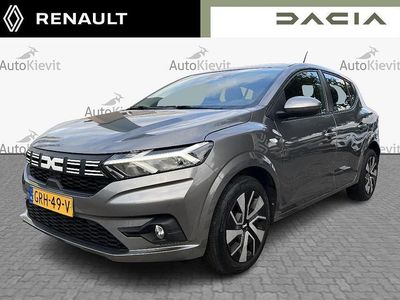 Grijs Occasion 2024 Dacia Sandero Expression Hatchback | € 17.450 (Eerlijke prijs)