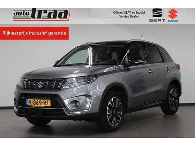 Grijs (metallic) Gebruikt 2021 Suzuki Vitara Style SUV | € 20.950 (Eerlijke prijs)