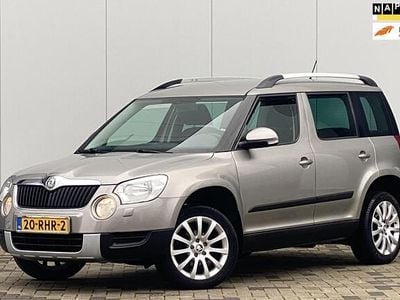 Occasion Skoda Yeti Elegance 105 PK (77 kW) 2011 Beige (metallic) SUV