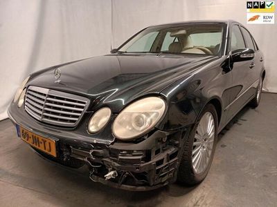 tweedehands Mercedes E240 Avantgarde - Frontschade - Automaat Niet 100%