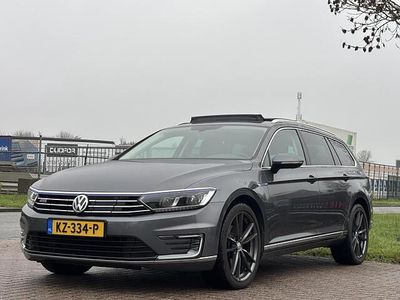 Grijs Gebruikt 2016 VW Passat GTE Stationwagen | € 12.450 (Eerlijke prijs)