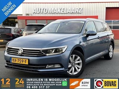 Blauw (metallic) Occasion 2016 VW Passat Stationwagen | € 8.500