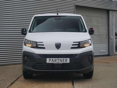 Wit Nieuw 2025 Peugeot Partner MPV | € 23.995