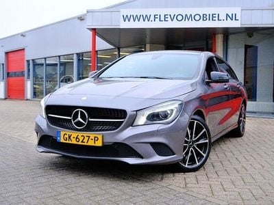 Occasion Mercedes CLA180 Shooting Brake Prestige 122 PK (89 kW) 2015 Grijs (metallic) Stationwagen