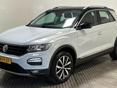 Wit Gebruikt 2020 VW T-Roc Business SUV | € 22.250 (Goede deal)