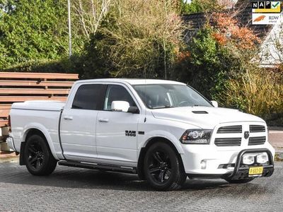 tweedehands Dodge Ram PICKUP 1500 5.7 V8 Crew Cab 5'7 /Air suspension/Lage bijtelling/nieuwstaat