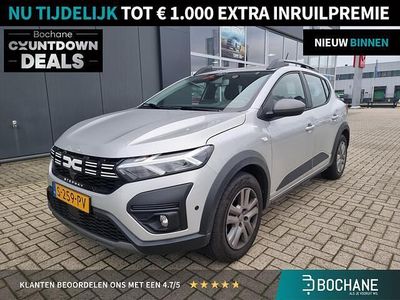 Grijs Occasion 2023 Dacia Sandero Expression Hatchback | € 17.900 (Eerlijke prijs)