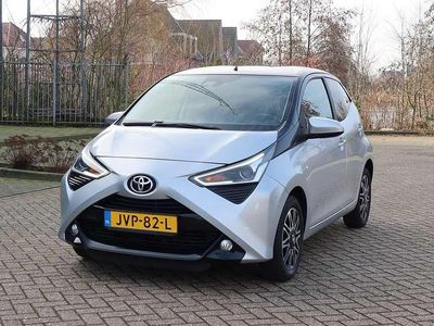 Occasion Toyota Aygo X-clusiv 72 PK (52 kW) 2019 Grijs (metallic) Hatchback