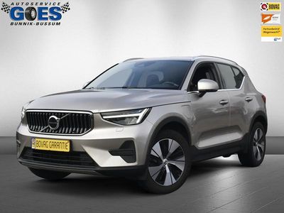 Roze Occasion 2022 Volvo XC40 Core SUV | € 28.400