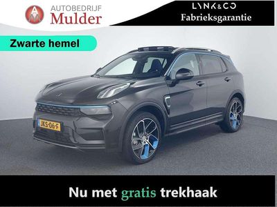 Zwart Gebruikt 2023 Lynk & Co 01 SUV | € 28.445 (Eerlijke prijs)