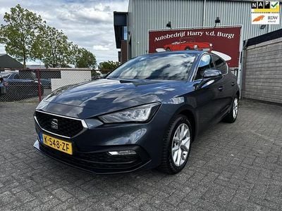 Grijs Gebruikt 2021 Seat Leon Style Hatchback | € 13.950 (Eerlijke prijs)