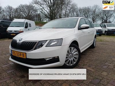 Wit Gebruikt 2017 Skoda Octavia G-TEC Ambition Stationwagen | € 8.971