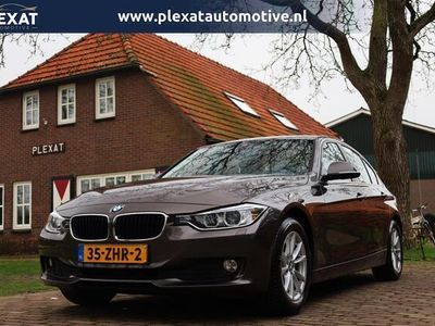 tweedehands BMW 320 320 i Upgrade Edition | Xenon verlichting | Lederen