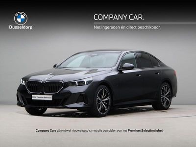 Grijs Occasion 2026 BMW 530e M Sport Sedan | € 88.776