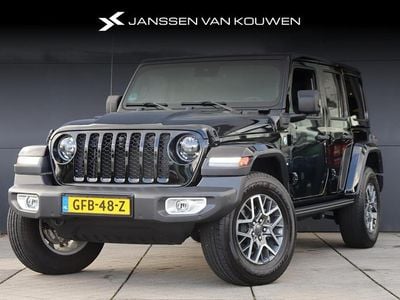 Zwart Gebruikt 2023 Jeep Wrangler Unlimited Sahara SUV | € 67.885 (Goede deal)