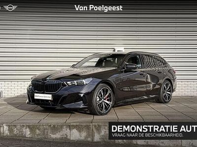 Ruby black metallic Occasion 2026 BMW 530e Comfort Edition Stationwagen | € 88.138