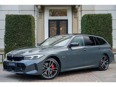 Occasion BMW 330 Executive 293 PK (215 kW) 2023 Grijs Stationwagen