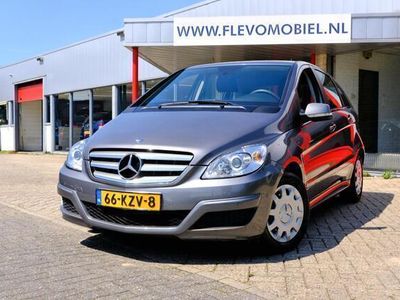 Mercedes B180