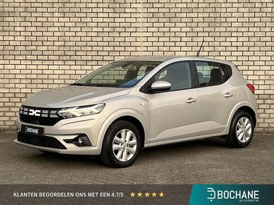 Grijs Occasion 2023 Dacia Sandero Expression Hatchback | € 16.495 (Eerlijke prijs)