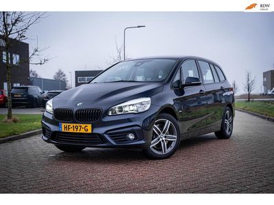 Blauw Occasion 2015 BMW 220 Sport Line Stationwagen | € 14.900 (Eerlijke prijs)
