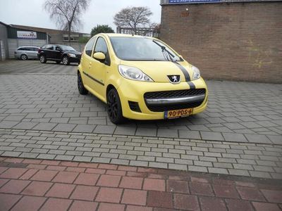 tweedehands Peugeot 107 1.0-12V Millesim 200