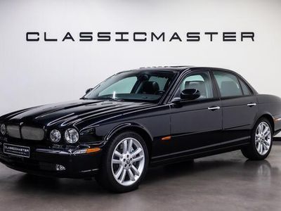 Jaguar XJR