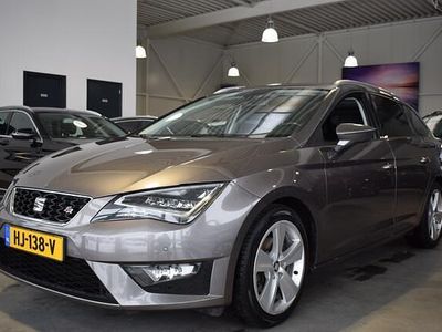 Grijs Occasion 2015 Seat Leon ST CONNECT Stationwagen | € 11.450 (Iets duurder)