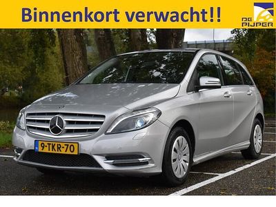 Grijs Occasion 2014 Mercedes B180 Prestige MPV | € 12.950 (Eerlijke prijs)