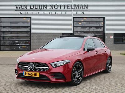 Rood Occasion 2022 Mercedes A180 AMG line Hatchback | € 29.950 (Eerlijke prijs)